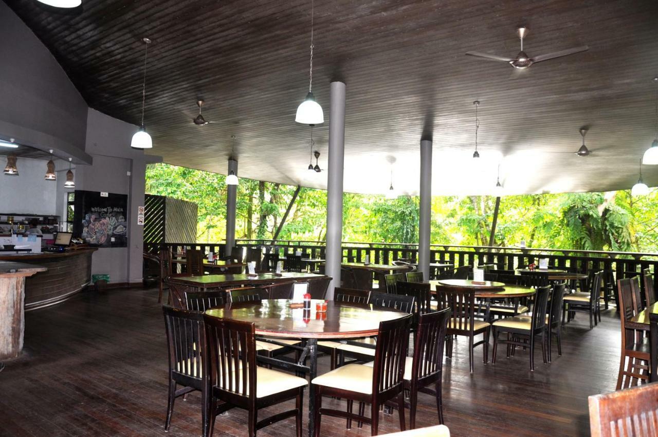 Mulu National Park Hotel Екстериор снимка